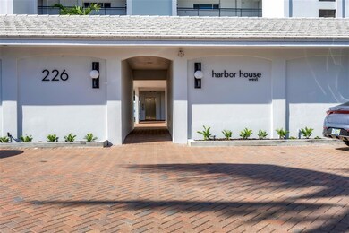 226 Golden Gate Point unit 32, Sarasota, FL 34236 - photo 7