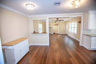 202 Avenue I, Brazoria, TX 77422 - photo 7