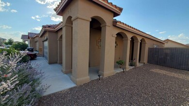 13583 Bradford St, Horizon City, TX 79928 - photo 4