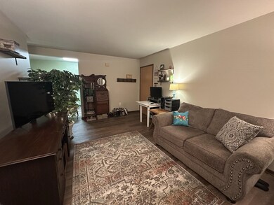 340 Sunset Rd unit 4, Columbus, WI 53925 - photo 2