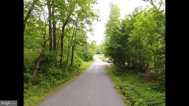 326 Sousley Rd, Lenhartsville, PA 19534 - photo 4