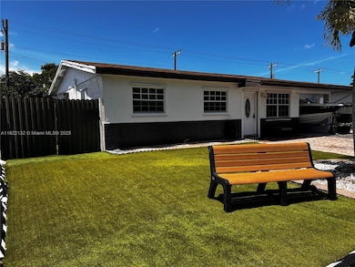 7151 Pershing St, Hollywood, FL 33024 - photo 2