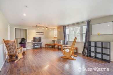 Living Area 2
