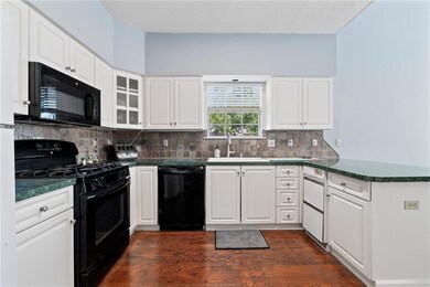 69 Colonade Ct, Mandeville, LA 70448 - photo 4