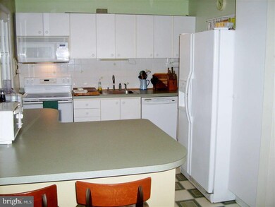 6705 Glenkirk Rd, Baltimore, MD 21239 - photo 7