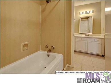 5122 Blair Ln unit A, Baton Rouge, LA 70809 - photo 6