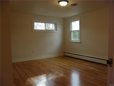 BEDROOM #1