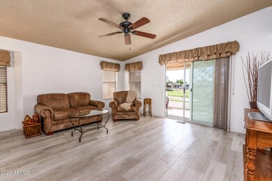 1935 E Torry Pines Ln-1066
