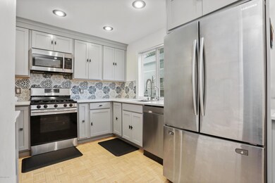 66 Stirrup Ln, Riverside, CT 06878 - photo 3