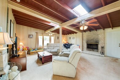 1247 Waverly St-Family Room 2