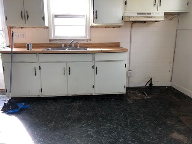 201 E 8th St, Muncie, IN 47302 - photo 6