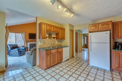 9581 Chickadee Dr, Newaygo, MI 49337 - photo 7