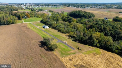 0 Lot 10 Harambe Overlook unit PAYK2092216, Shrewsbury, PA 17361 - photo 2