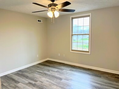 630 Forrestwood Dr, Manchester, TN 37355 - photo 6