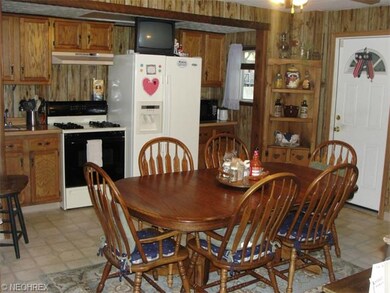 Large eat in kitchen