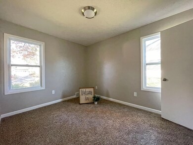 102 Southview Blvd, Shenandoah, IA 51601 - photo 6