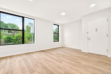 1731 Lacombe Ave unit 1B, Bronx, NY 10473 - photo 5
