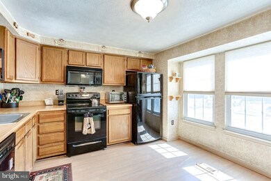 7241 Procopio Cir, Columbia, MD 21046 - photo 5