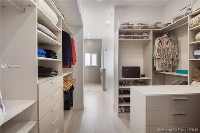 750 Myrtlewood Ln, Key Biscayne, FL 33149 - photo 6