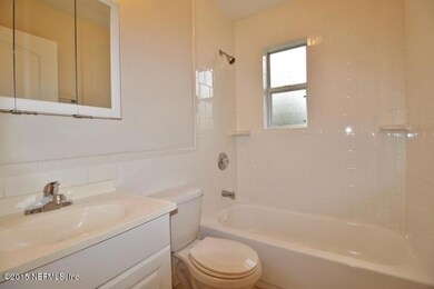 1157 Lake Shore Blvd, Jacksonville, FL 32205 - photo 6