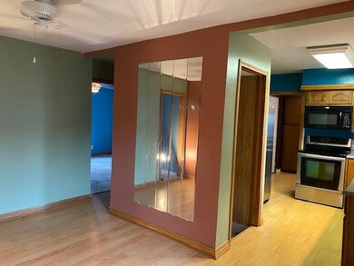 52741 Marks St, South Bend, IN 46637 - photo 4