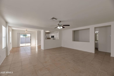 15717 W Watson Ln, Surprise, AZ 85379 - photo 2