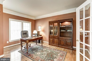 35356 Greyfriar Dr, Round Hill, VA 20141 - photo 6