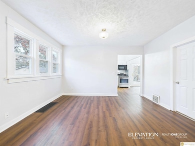 4814 Poppleton Ave, Omaha, NE 68106 - photo 3