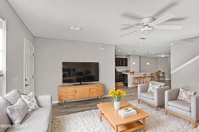 Living Area * Virtually staged*