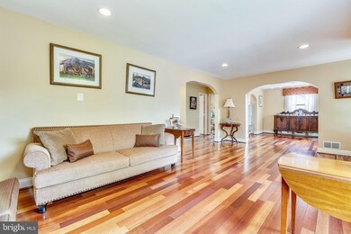 4914 Bangor Dr, Kensington, MD 20895 - photo 5