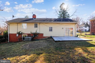 8302 Legation Rd, New Carrollton, MD 20784 - photo 4