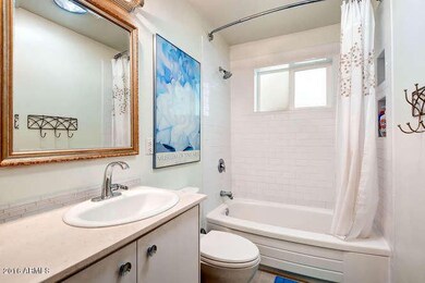 10802 W Cherry Hills Dr W   Sun-small-01