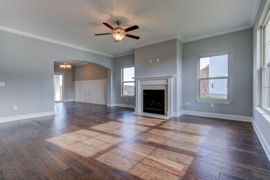 HH259 Eliot Living Rm