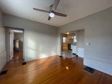 27 Arthur St unit 1, Winchester, MA 01890 - photo 3