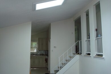 454 Tulsa Ave, Carpentersville, IL 60110 - photo 4