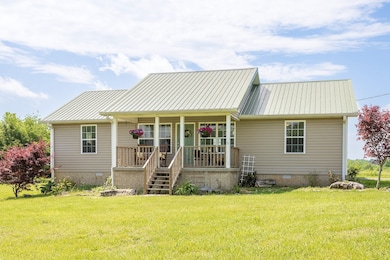 241 Pinkston Rd, Shelbyville, TN 37160 - photo 3