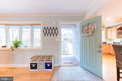 4962 Lerch Dr, Shady Side, MD 20764 - photo 2