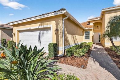 15652 Aurora Lake Cir, Wimauma, FL 33598 - photo 3