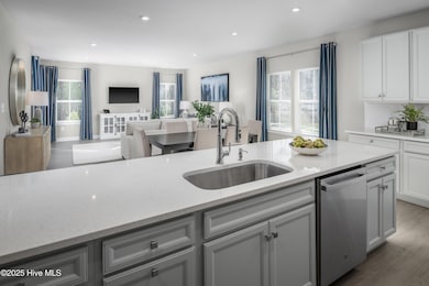 4154 Farmfield Dr, Navassa, NC 28451 - photo 6