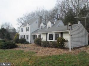 12558 Waughtel Rd, Felton, PA 17322 - photo 2