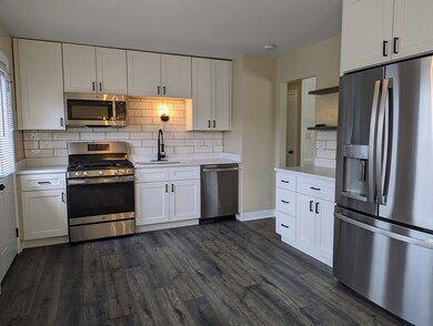 17790 Sarah Ln, Country Club Hills, IL 60478 - photo 4