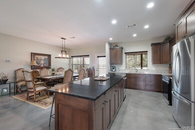 1626 County Road 4513, Hondo, TX 78861 - photo 7