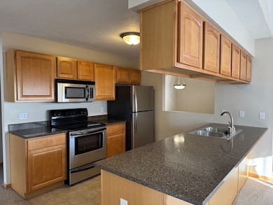 unlisted-address, Sycamore, IL 60178 - photo 3