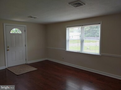 308 Martin Dr, New Castle, DE 19720 - photo 3