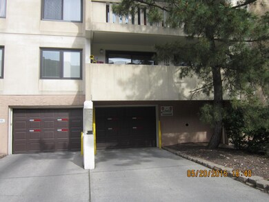 11 Windham Garage