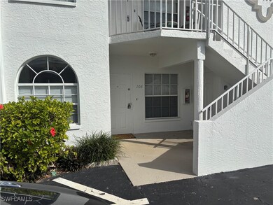 The best! First floor unit gives easy access to pa