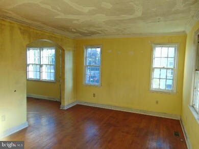 23204 Ridge Rd, Germantown, MD 20876 - photo 2
