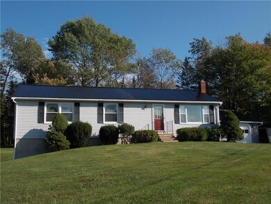 7 Cleveland Ave, Dexter, ME 04930 - photo 4