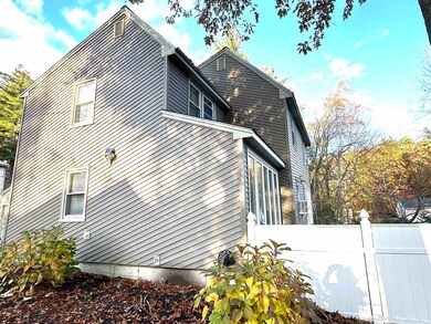 7 Bradford St, Nashua, NH 03063 - photo 2