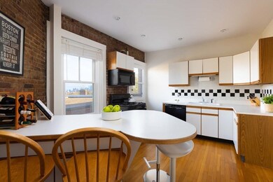 12 Colbourne Crescent unit 3, Brookline, MA 02445 - photo 7